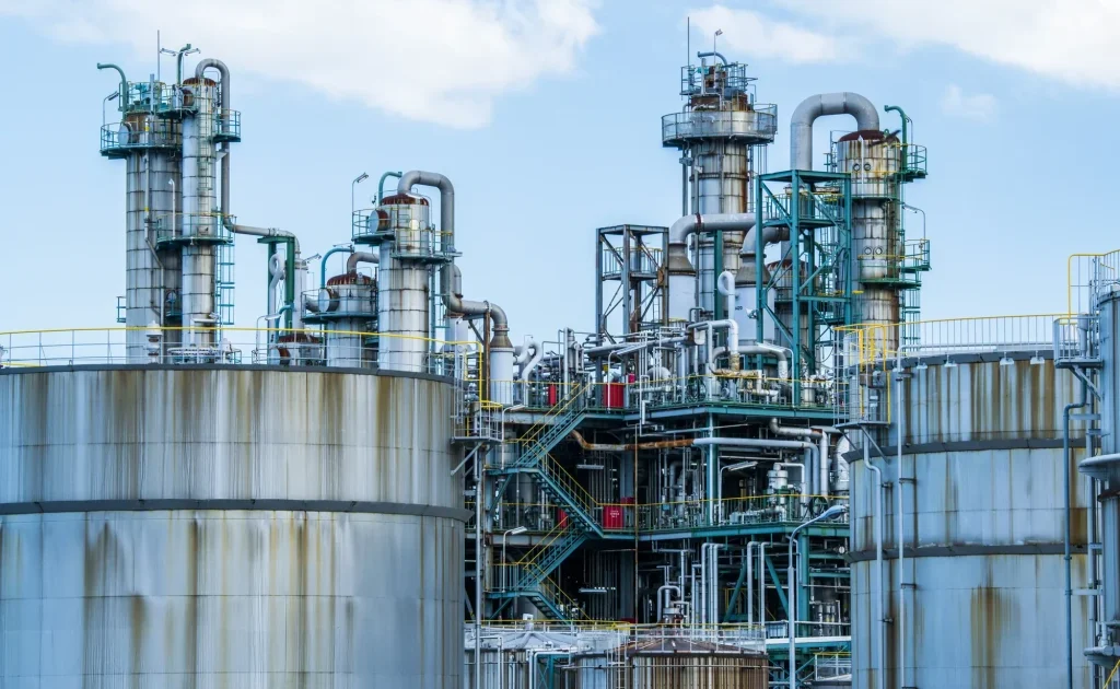 製造工程の意味とは。製造工程の見える化と改善・管理方法 - 最適ワークス | AIが効率的な生産計画を自動立案